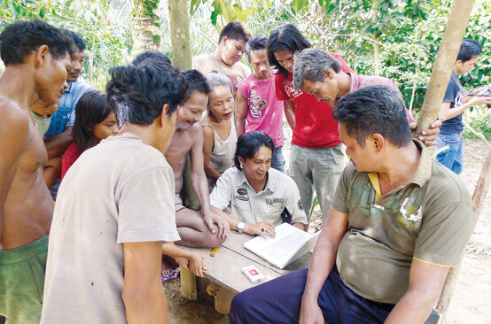 Indigenous Suku Anak Dalam with Feri Irawan in Jambi, Sumatra