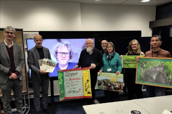 Petition delivery at BMZ in Bonn