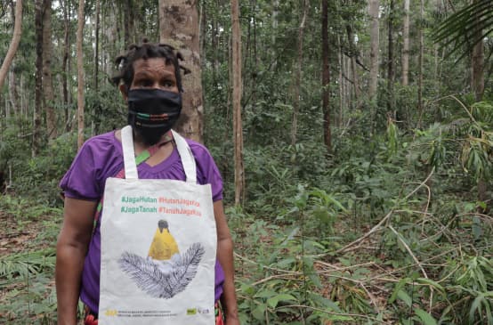 Protest in Papua: Protect the forest – the forest protects us!