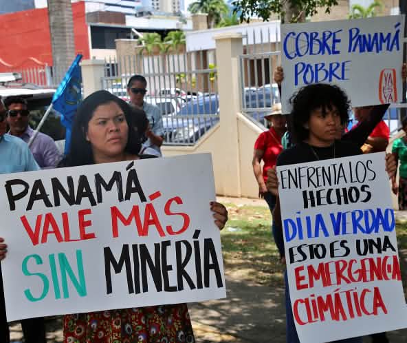 Demonstration against mining in Panama City, March 19, 2023