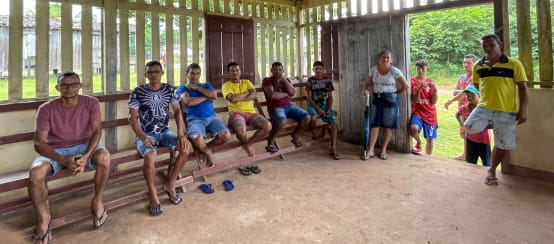 Village meeting in Vila Goncalves