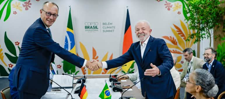 German Chancellor Friedrich Merz and Brazilian President Lula da Silva at COP30