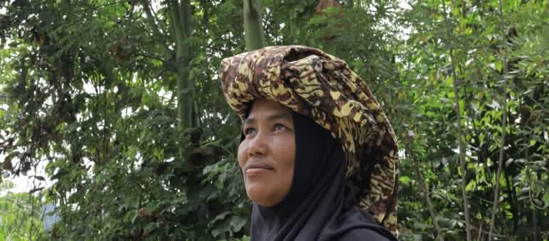 Woman with a headdress