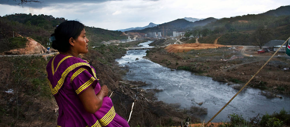 The Barro Blanco hydropower project: destruction, despair and human rights violation An indigenous Ngäbe Bugle