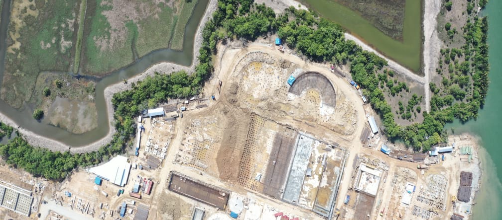 Aerial view of pulp mill construction site
