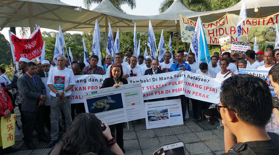 March to Malaysia's Parliament House to protest the Penang government’s proposed Penang South Reclamation (PSR) project