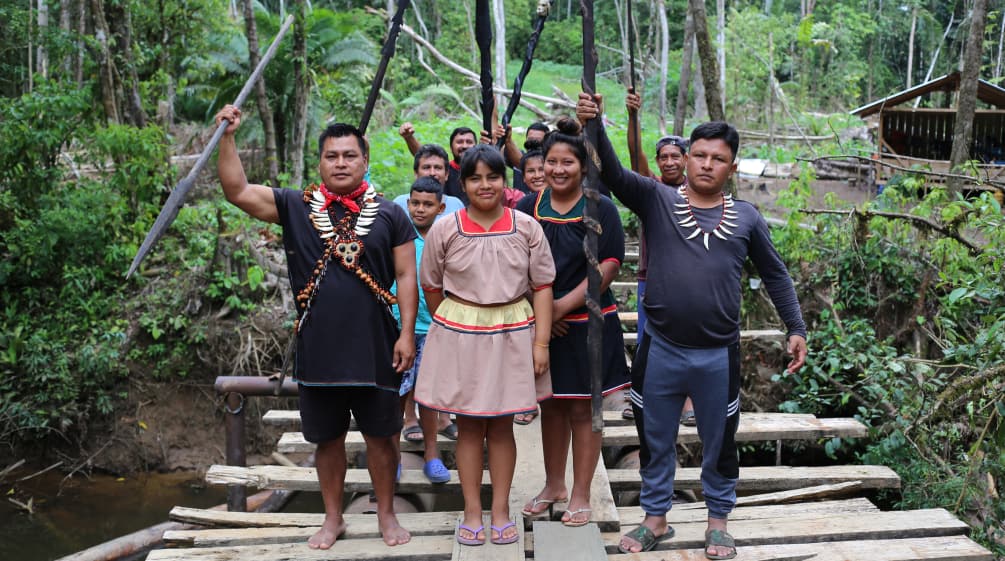 Indigenous Cofan from Durengo with Eduardo Medúa (left)