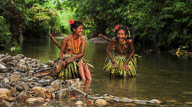 In harmony with nature: indigenous people on Siberut Indigenous women on Siberut