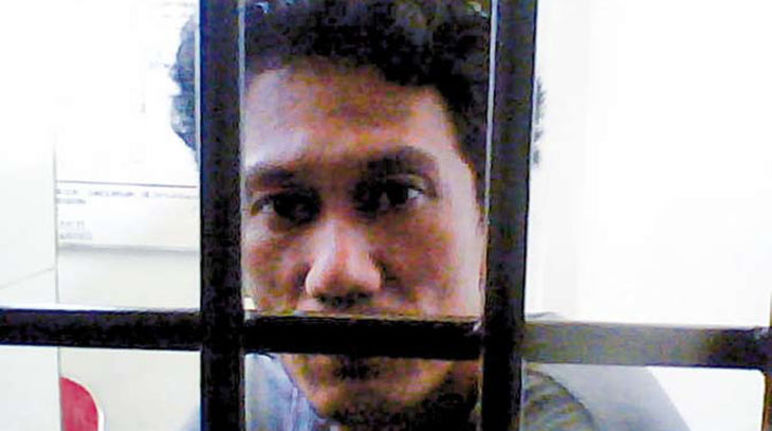 Mayor Rusdi was being jailed innocently for 8 months Mayor Rusdi: Man behind iron bars